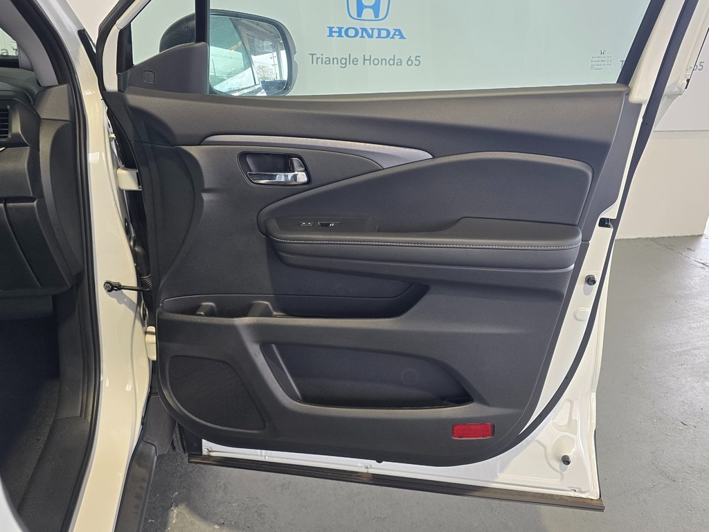 Thumbnail: 2025 Honda Ridgeline - 28