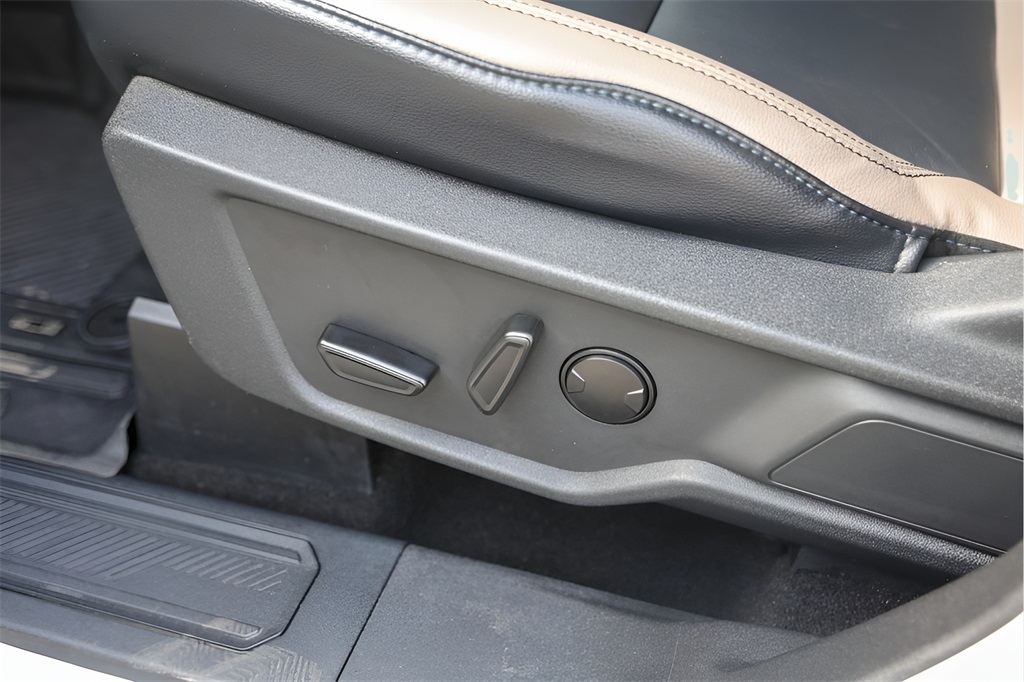 Used Car 2024 Ford Bronco  Wildtrak For Sale Under $50,000 In Austin, Texas