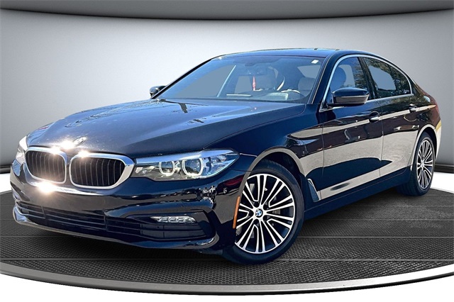 2018 BMW 5 Series 530i Sedan RWD