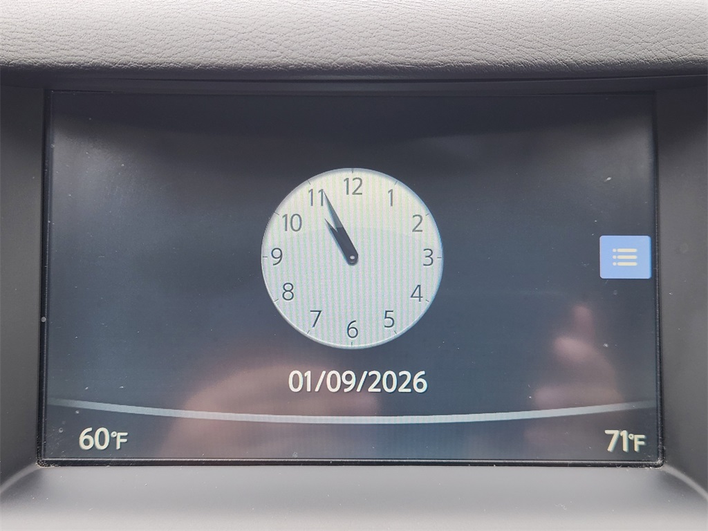 2014 INFINITI Q50 Base Silver at DeMontrond Auto Country