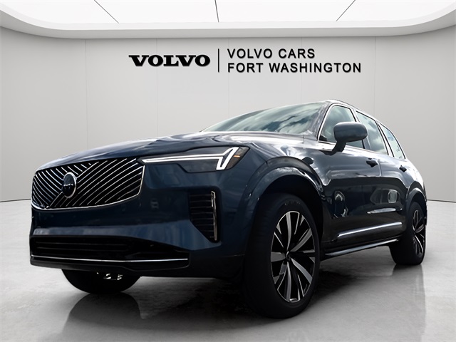 2026 Volvo XC90 Core's photo