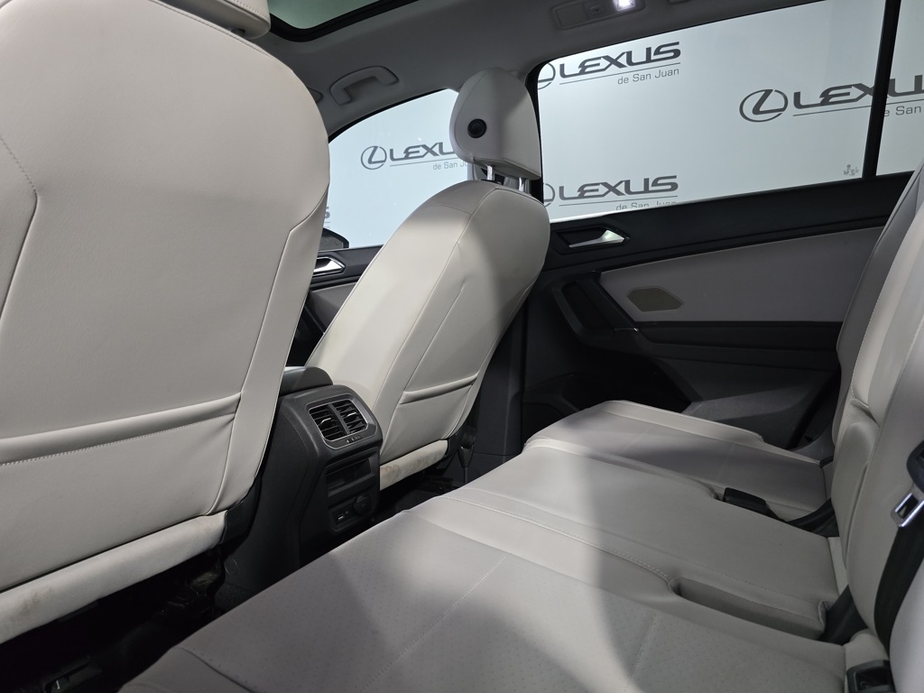 Thumbnail: 2018 Volkswagen Tiguan - 26