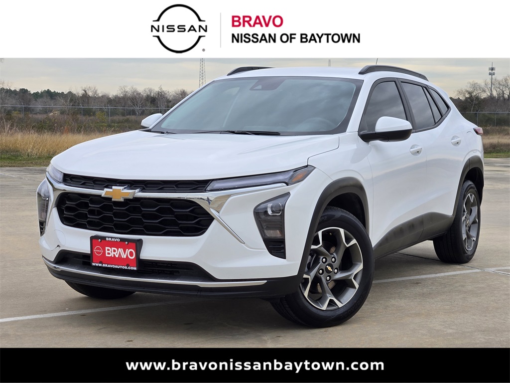 2025 Chevrolet Trax LT's photo