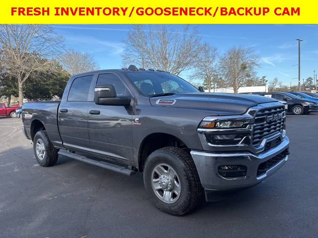 2025 RAM 2500 Tradesman Crew Cab 4WD