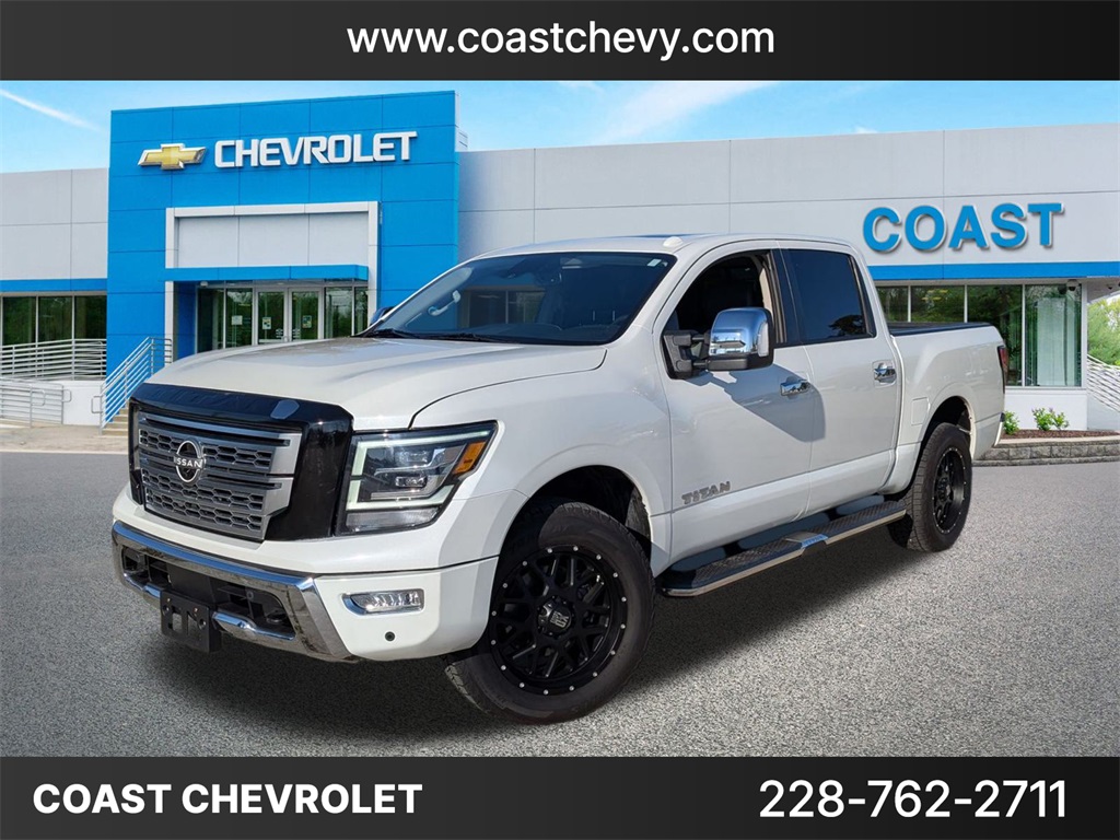 2021 Nissan Titan SL Crew Cab 4WD