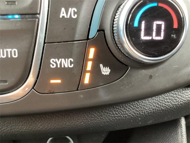 Used Car 2019 Chevrolet Traverse  Lt For Sale Under $20,000 In San Antonio, Texas