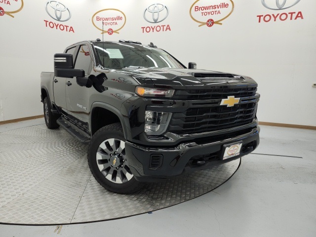 2024 Chevrolet Silverado 2500HD Custom Crew Cab 4WD