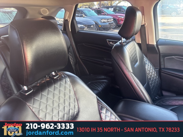 Used Car 2023 Ford Edge  Titanium For Sale Under $30,000 In San Antonio, Texas