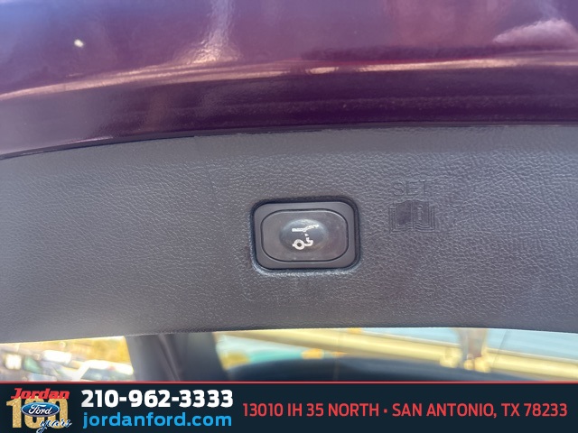 Used Car 2023 Ford Edge  Titanium For Sale Under $30,000 In San Antonio, Texas
