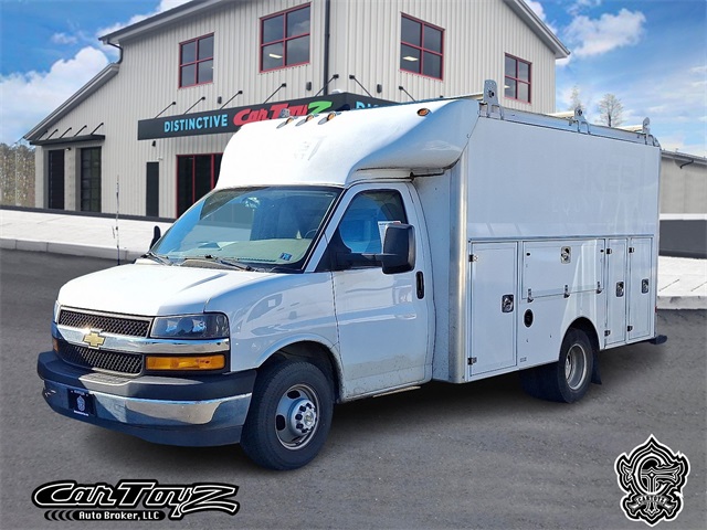 2021 Chevrolet Express Chassis 3500 139 Cutaway RWD