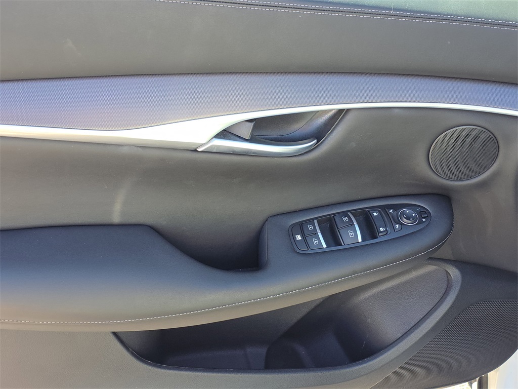 2022 INFINITI QX50 LUXE White at Gullo Toyota