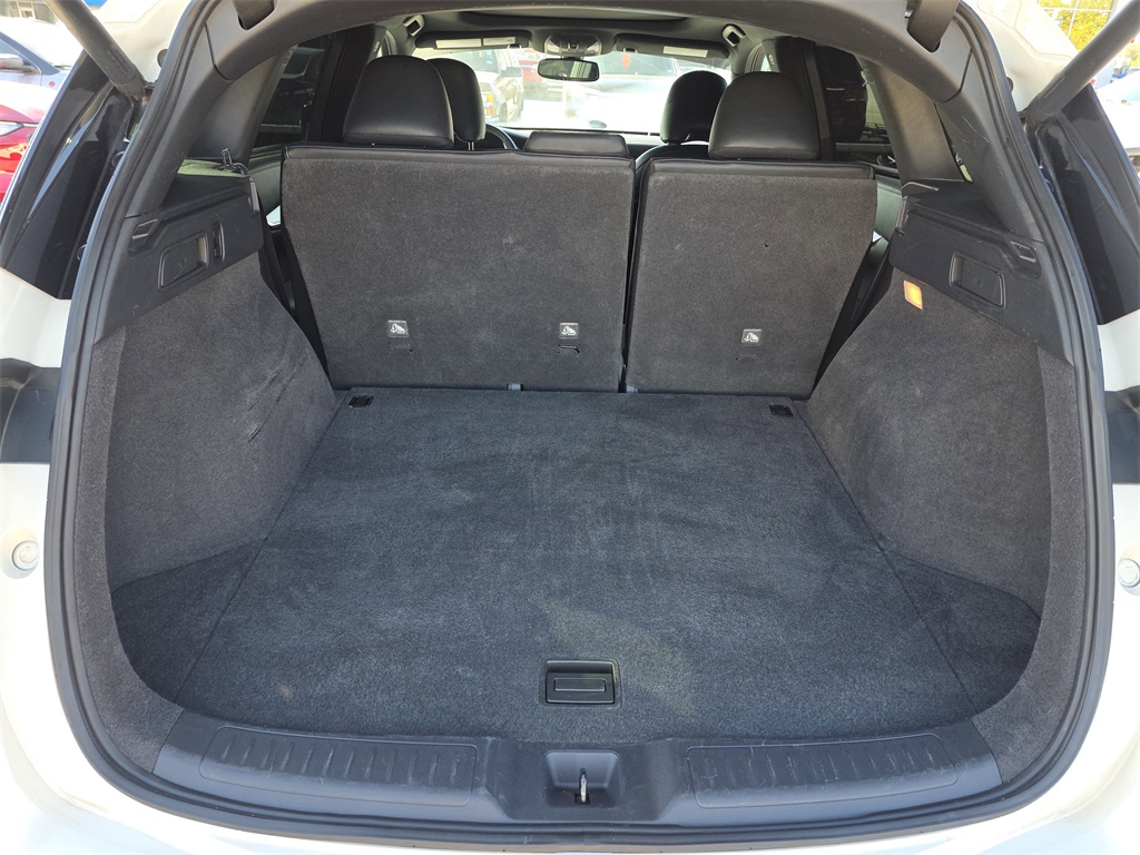 2022 INFINITI QX50 LUXE White at Gullo Toyota