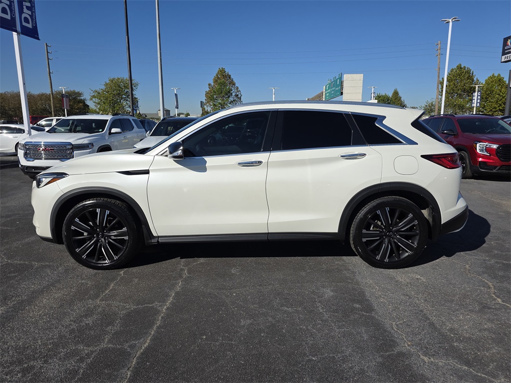 2022 INFINITI QX50 LUXE White at Gullo Toyota