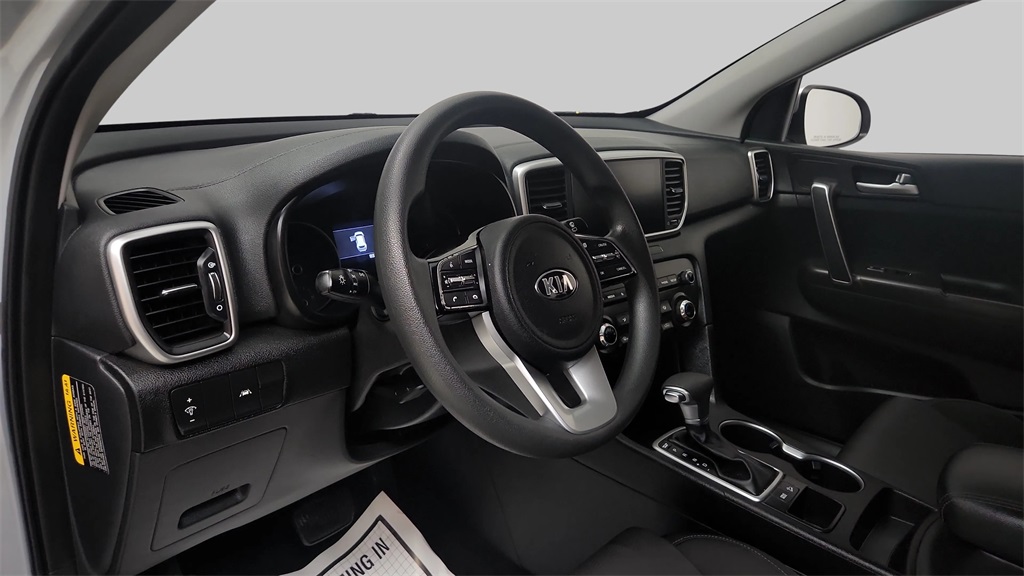 2021 Kia Sportage LX - 9