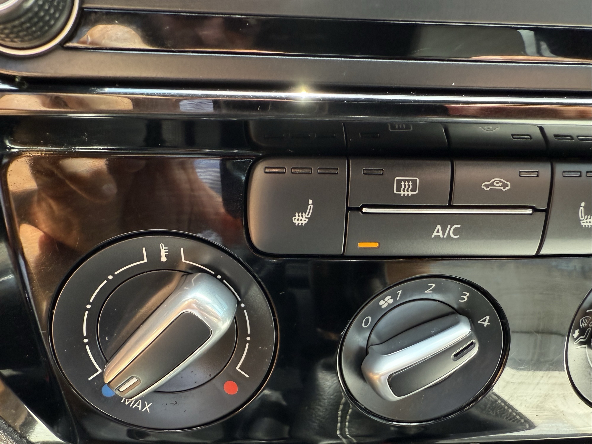 2021 Volkswagen Atlas V6 SE Technology R-Line photo 50