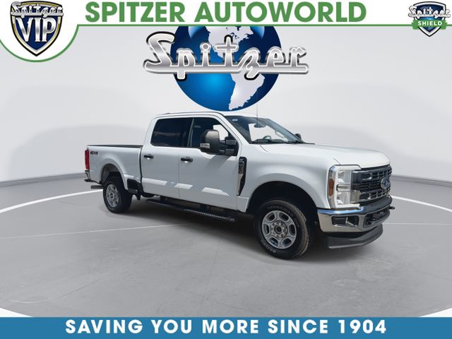  2025 Ford F-250 Super Duty XLT Crew Cab 4WD   