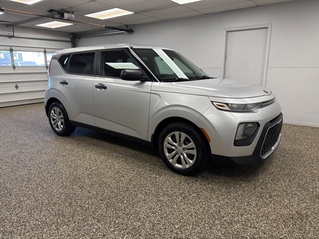 2020 Kia Soul LX S X-Line photo 3