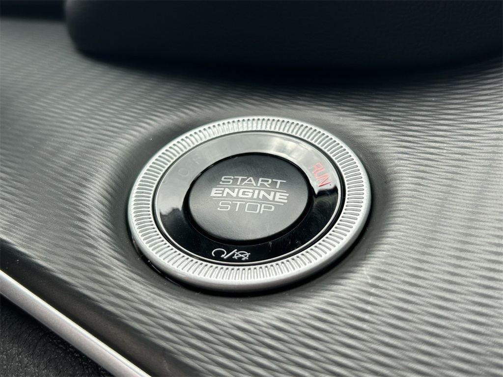 New Car 2025 Jeep Grand Cherokee L  Altitude For Sale Under $40,000 In San Marcos, Texas