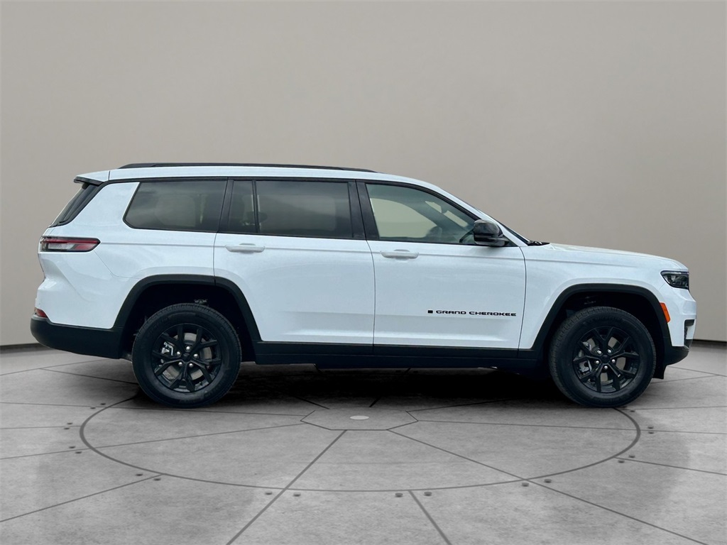 New Car 2025 Jeep Grand Cherokee L  Altitude For Sale Under $40,000 In San Marcos, Texas