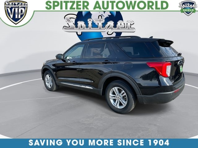 View vehicle photo 7