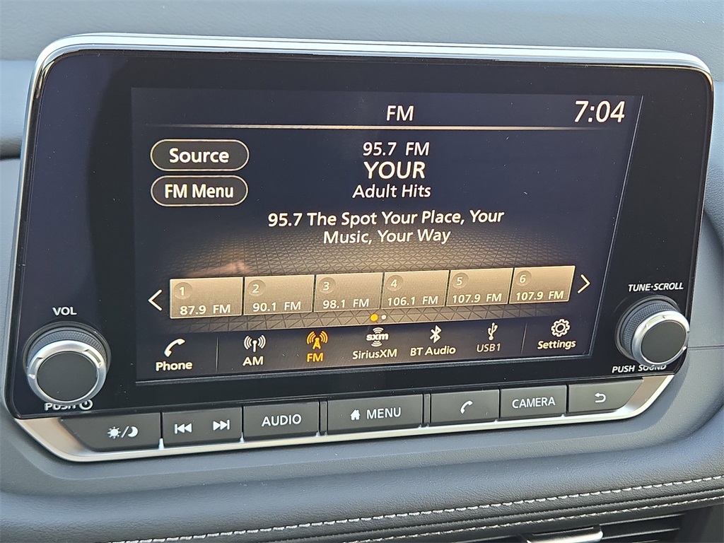 2026 Nissan Rogue SV - 10