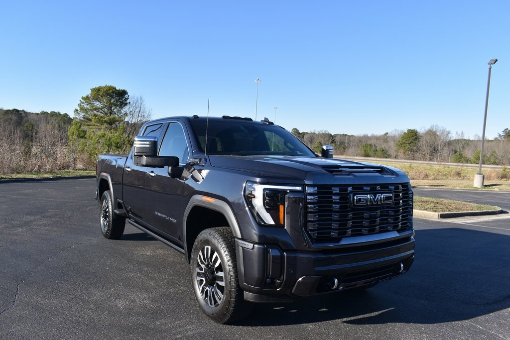 2024 GMC Sierra 2500HD Denali Ultimate Crew Cab 4WD