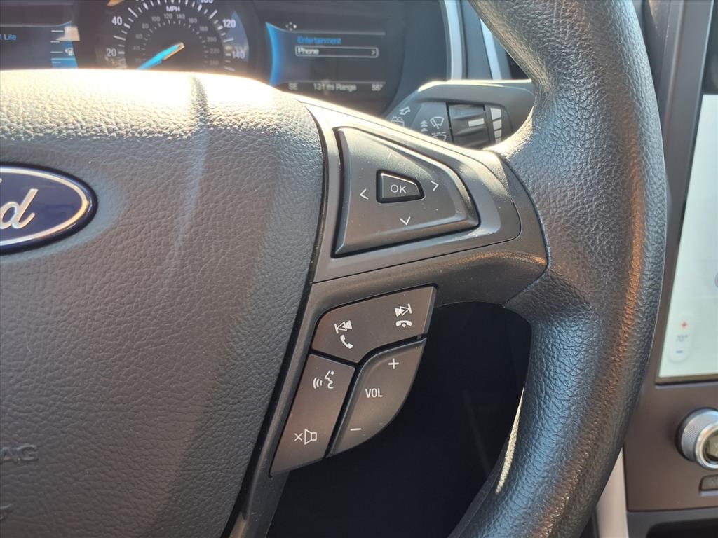 2021 Ford Edge SE Silver at Emmons Autoplex