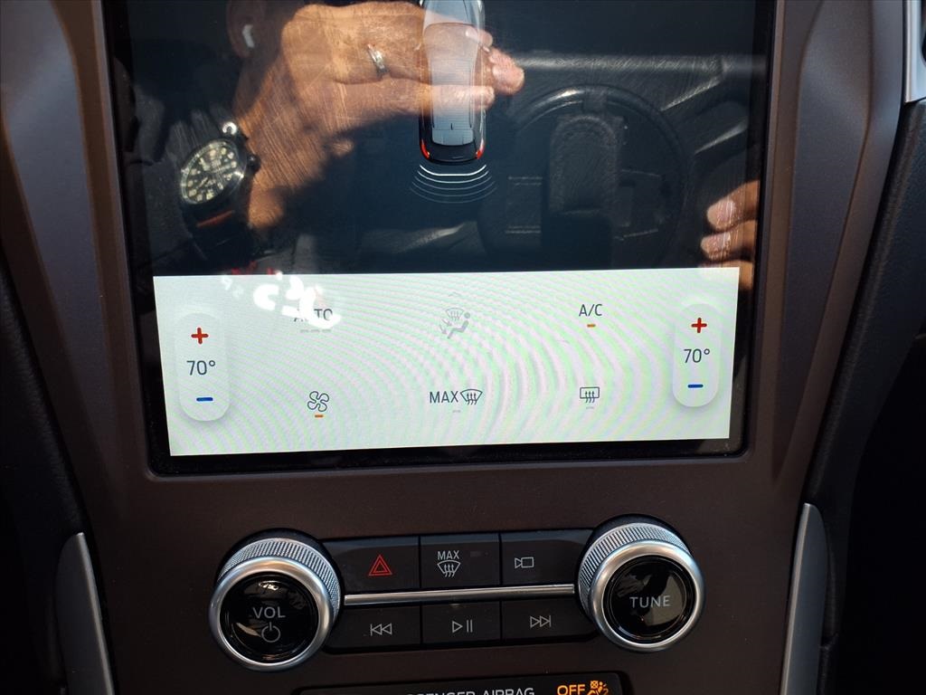 2021 Ford Edge SE Silver at Emmons Autoplex