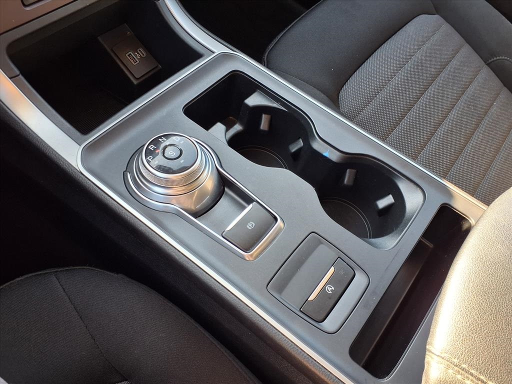 2021 Ford Edge SE Silver at Emmons Autoplex