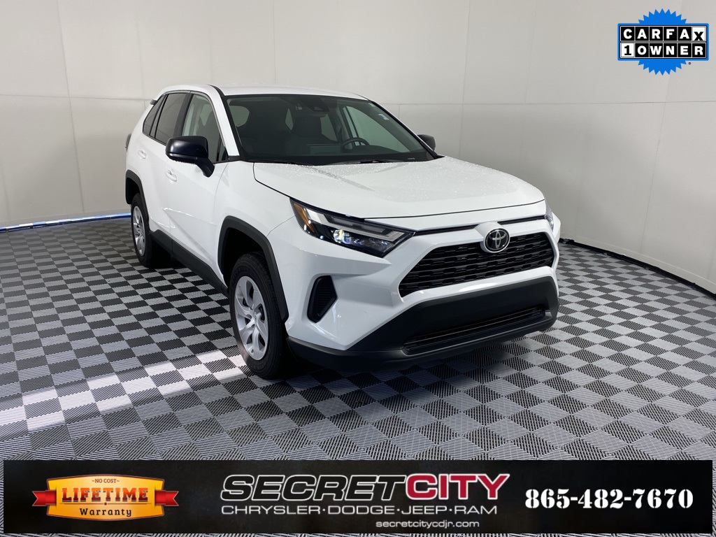 2025 Toyota RAV4 LE AWD