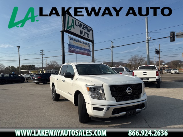 2021 Nissan Titan SV Crew Cab 4WD