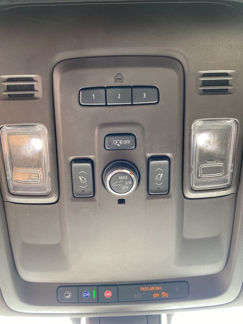 Used Car 2022 Chevrolet Suburban  Z71 For Sale Under $60,000 In San Antonio, Texas