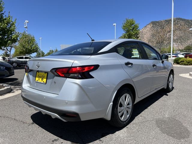 New 2025 Nissan Versa 1.6 S