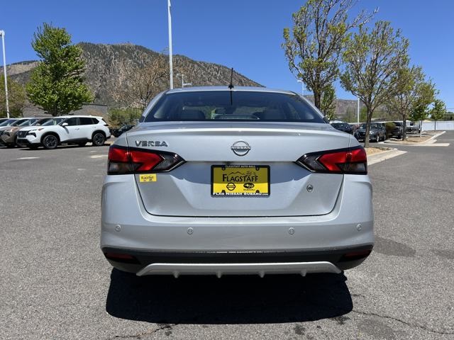 New 2025 Nissan Versa 1.6 S