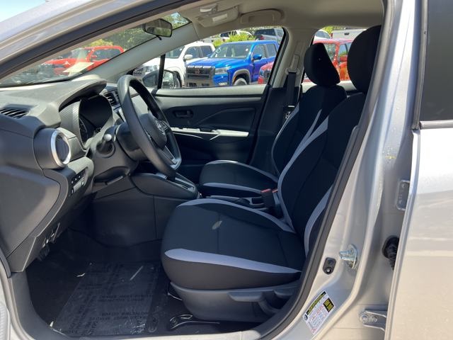 New 2025 Nissan Versa 1.6 S