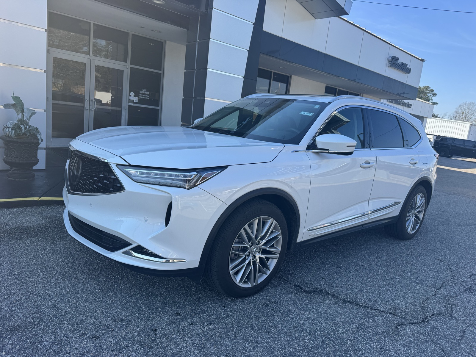 2023 Acura MDX SH-AWD with Advance Package