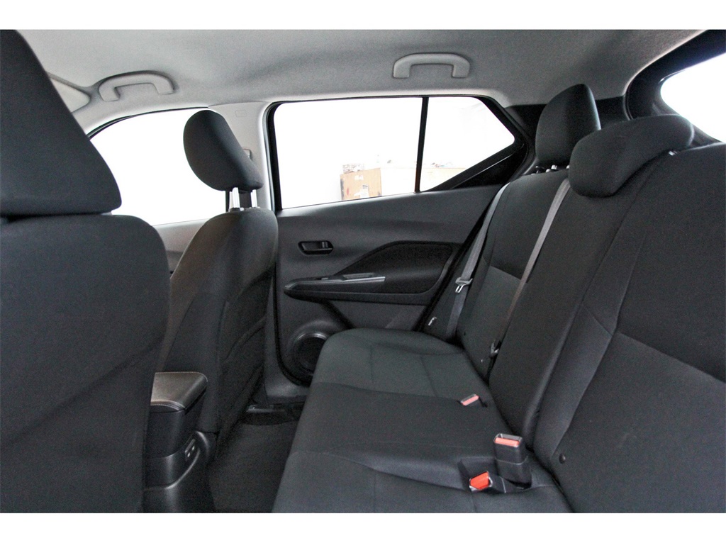 2025 Nissan Kicks Play S - 9