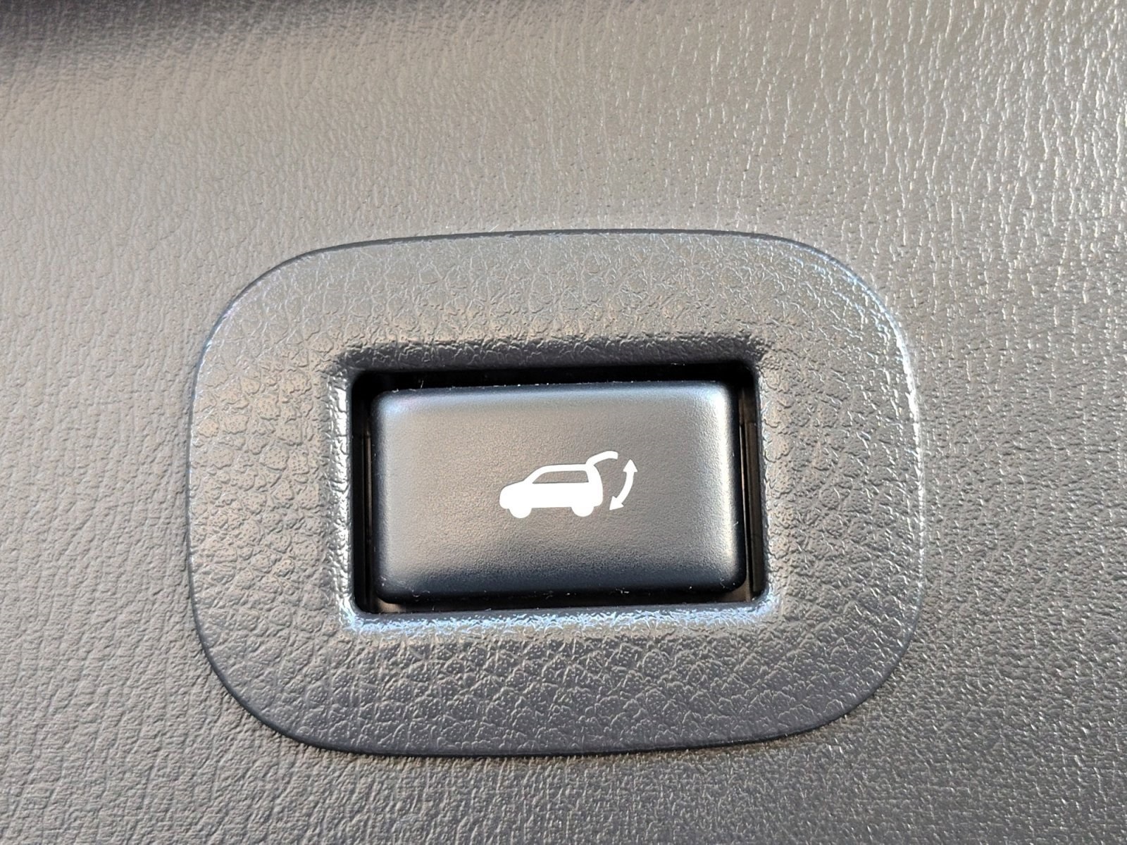 Used Car 2018 Nissan Armada  Sl For Sale Under $15,000 In San Antonio, Texas