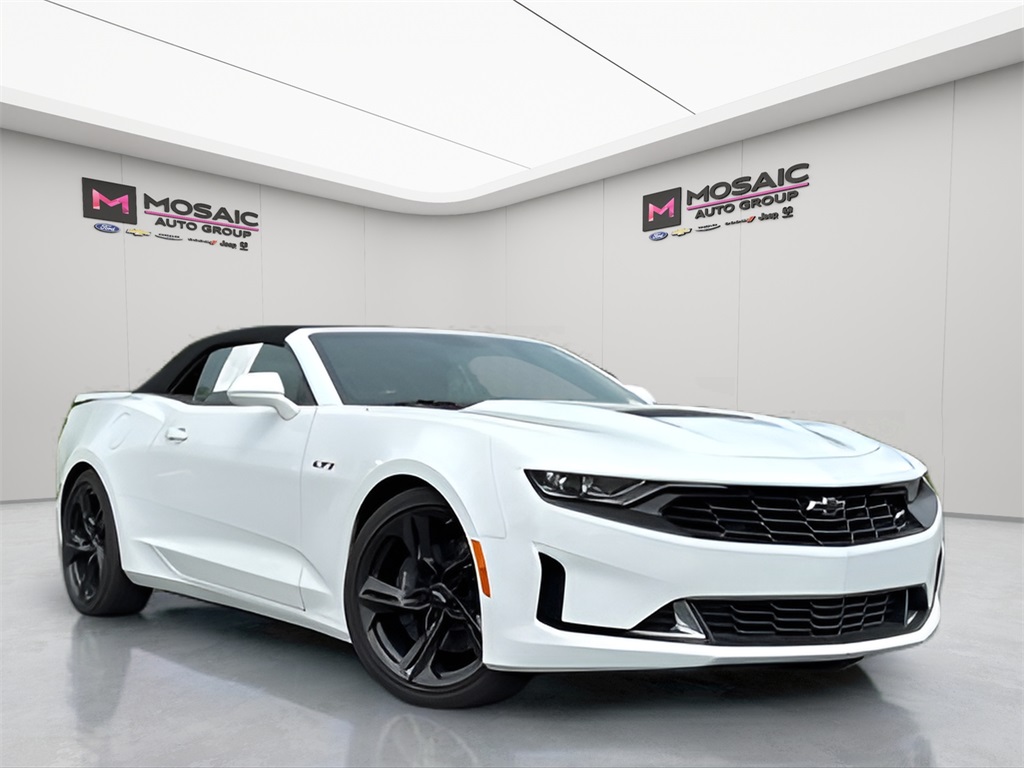 Used 2023 Chevrolet Camaro LT1 with VIN 1G1FF3D74P0100347 for sale in Zumbrota, Minnesota