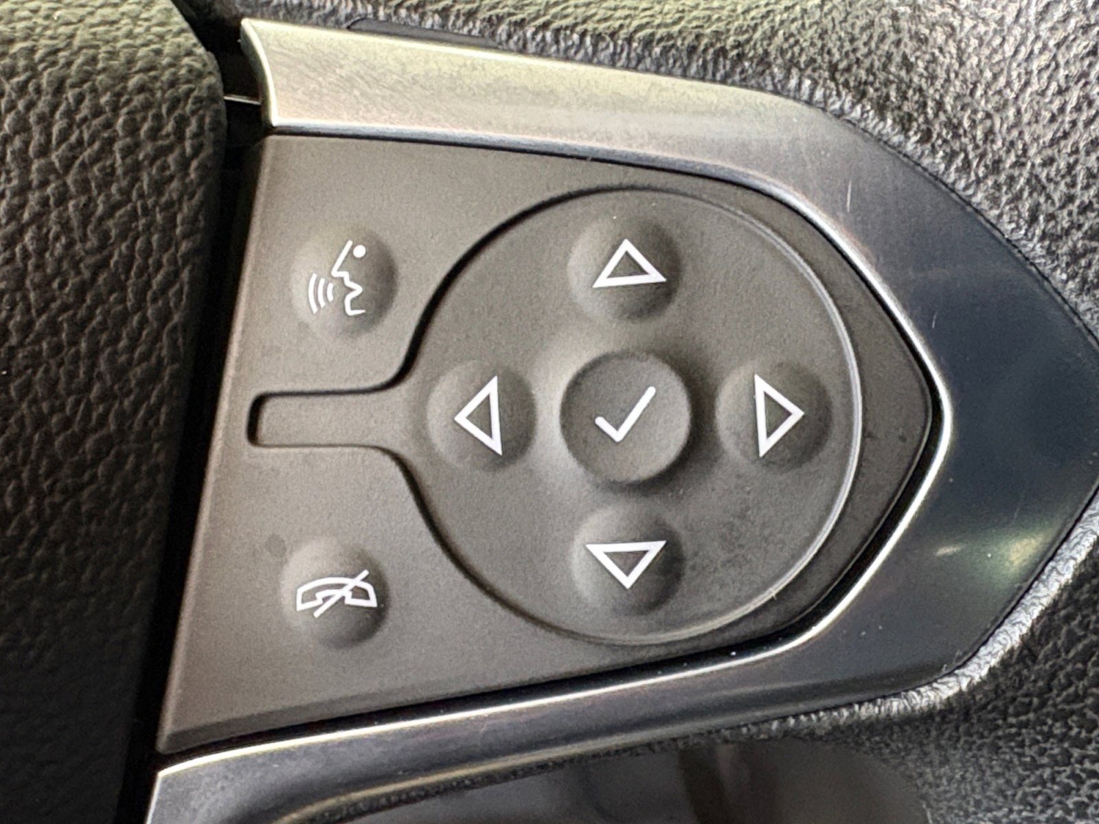 Used Car 2022 Chevrolet Traverse  Ls For Sale Under $20,000 In San Antonio, Texas