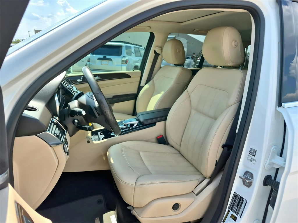 2019 Mercedes-Benz GLE GLE 400 White at Westside Lexus