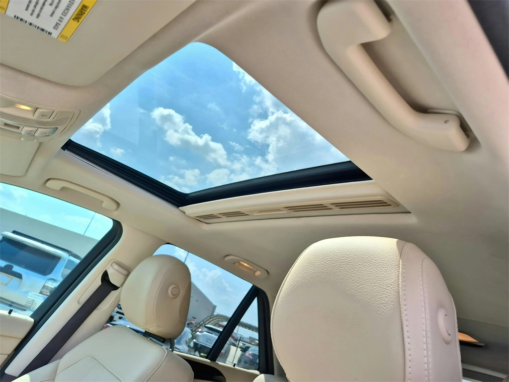 2019 Mercedes-Benz GLE GLE 400 White at Westside Lexus