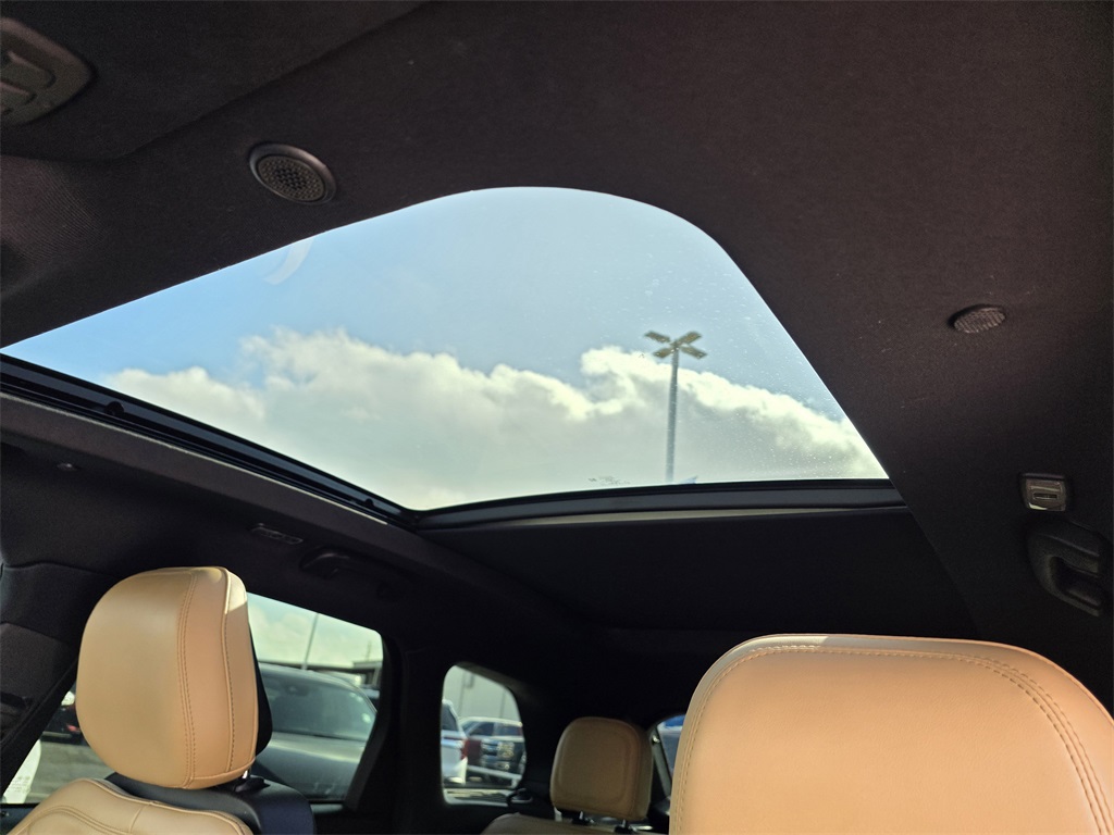 2020 Lincoln Corsair Reserve Silver at DeMontrond Gulf Freeway