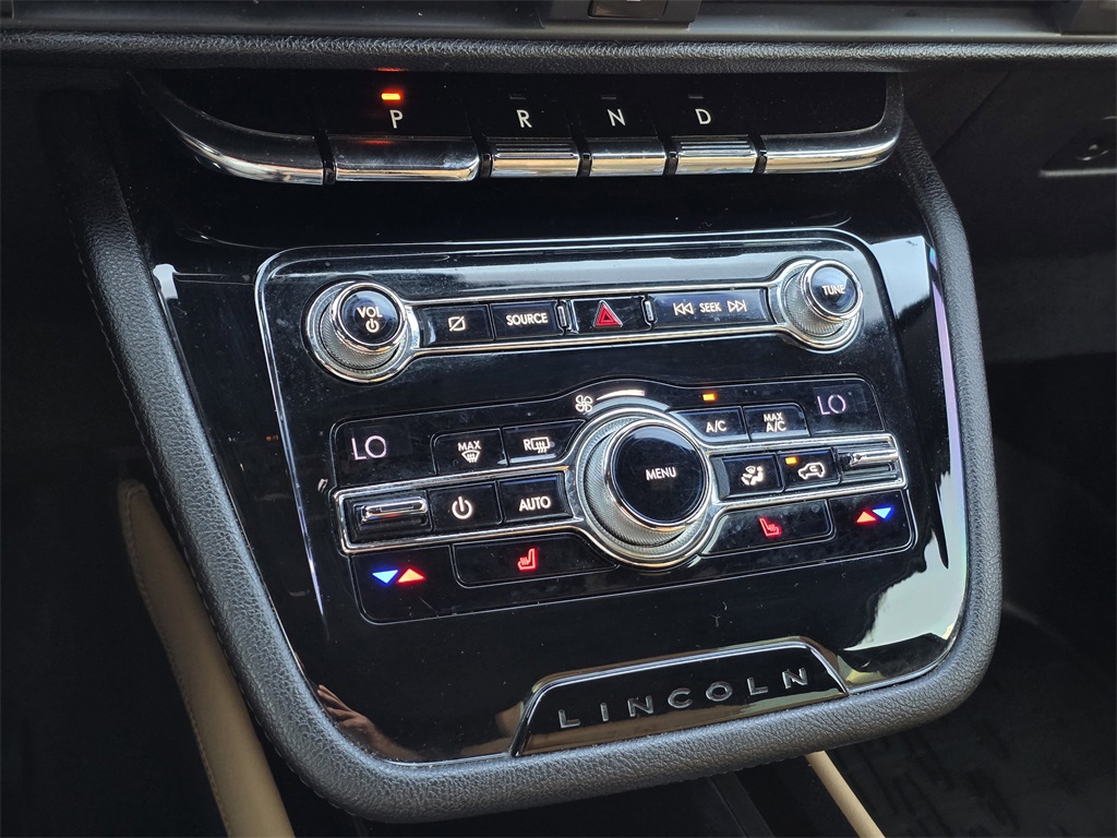 2020 Lincoln Corsair Reserve Silver at DeMontrond Gulf Freeway