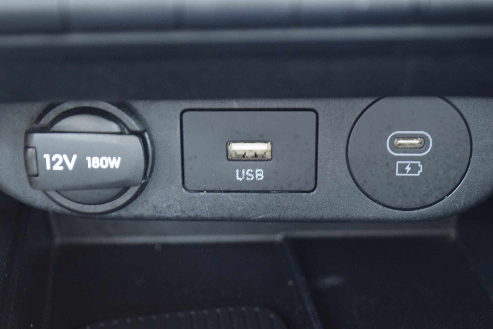 2024 Hyundai Elantra Limited Gray at Bayshore Chrysler Jeep Dodge Ram