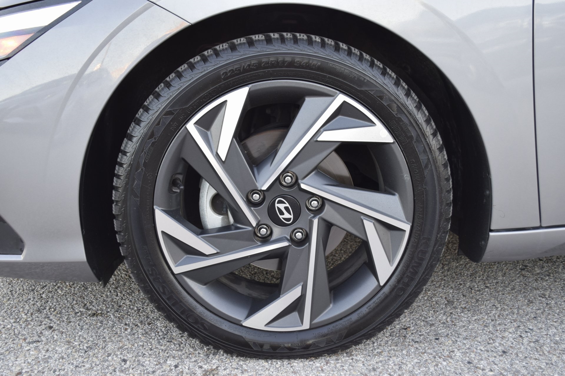 2024 Hyundai Elantra Limited Gray at Bayshore Chrysler Jeep Dodge Ram