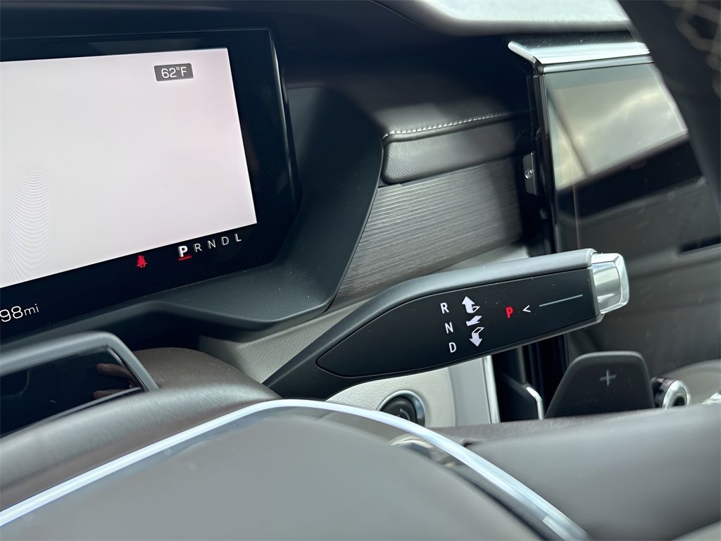 2024 GMC Acadia