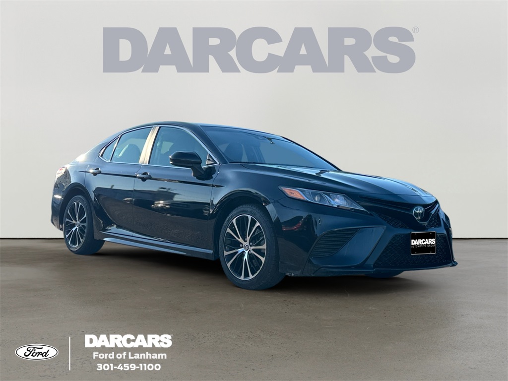 2020 Toyota Camry SE FWD