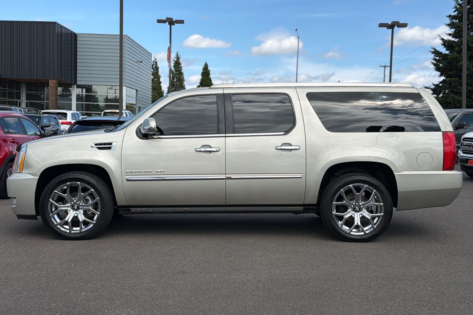2013 Cadillac Escalade ESV Platinum Edition - Photo 8