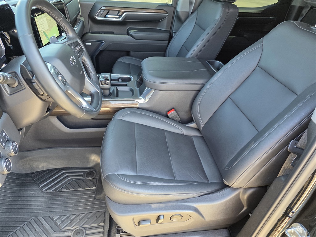2024 Chevrolet Silverado 1500 LT Trail Boss photo 13